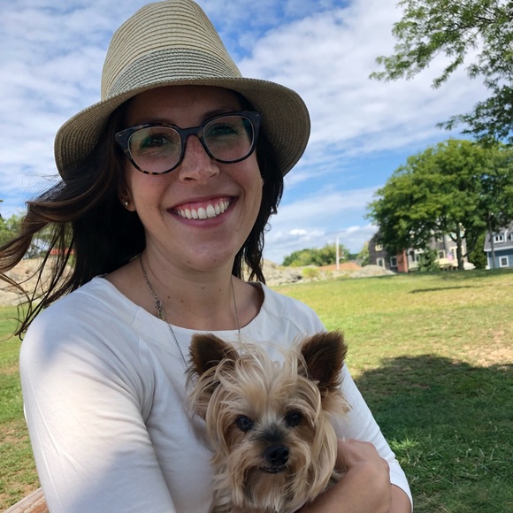 Meet your Posher, Isabelle - Picture 2 of 3